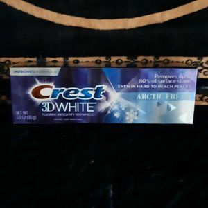 🟡 $ 2.00 CREST TOOTHPASTE 3D WHITE ARTIC FRESH EXP. 01/2024